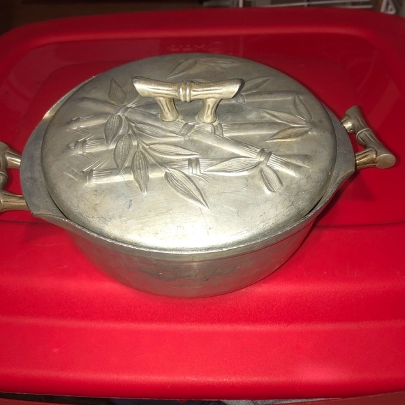 Everlast Silver Cookware Casserole Dish cover. Place your casserole dish in. - Picture 9 of 9